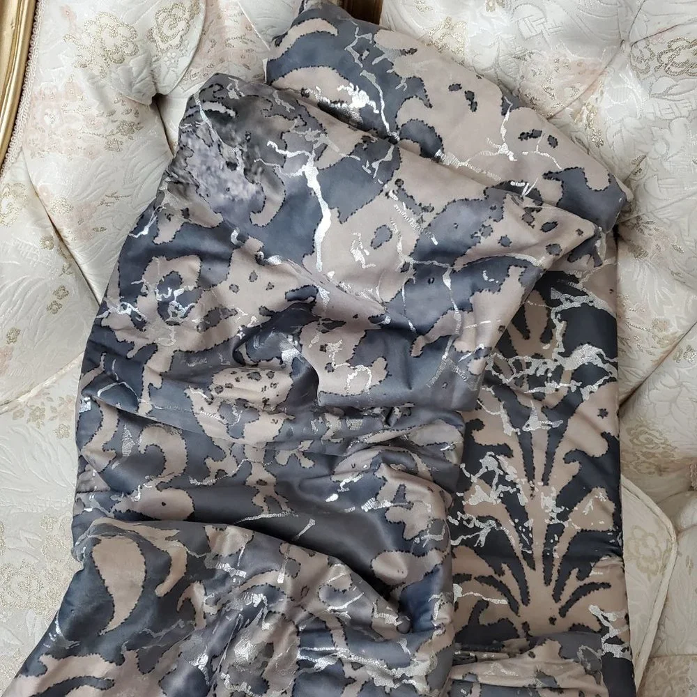 Callisto Home Velvet Metallic Queen Size Luxury Duvet Cover Set